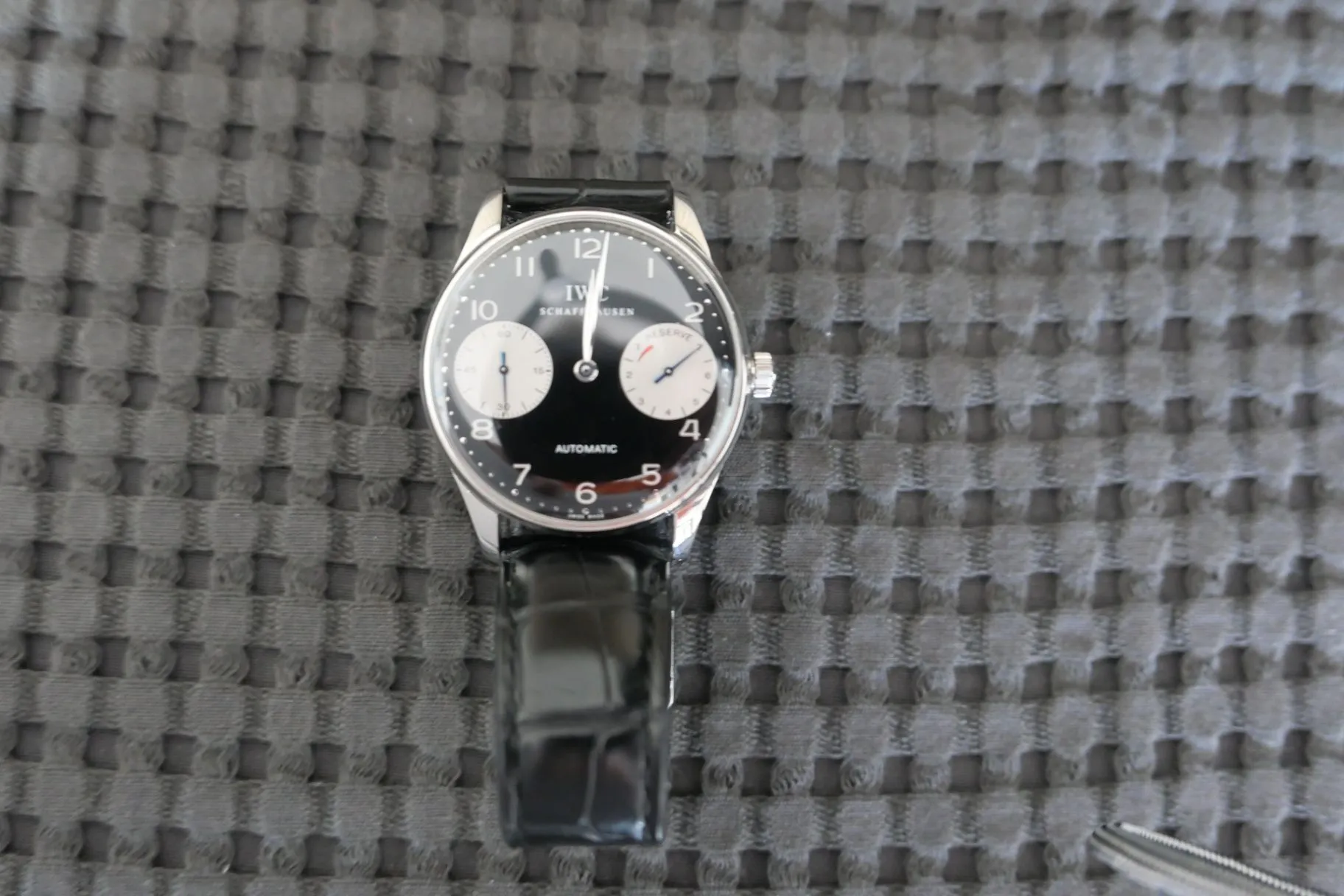 IWC Portugieser Automatic 2000 ref. 5000-01, black dial with silvered subdials, straight-on